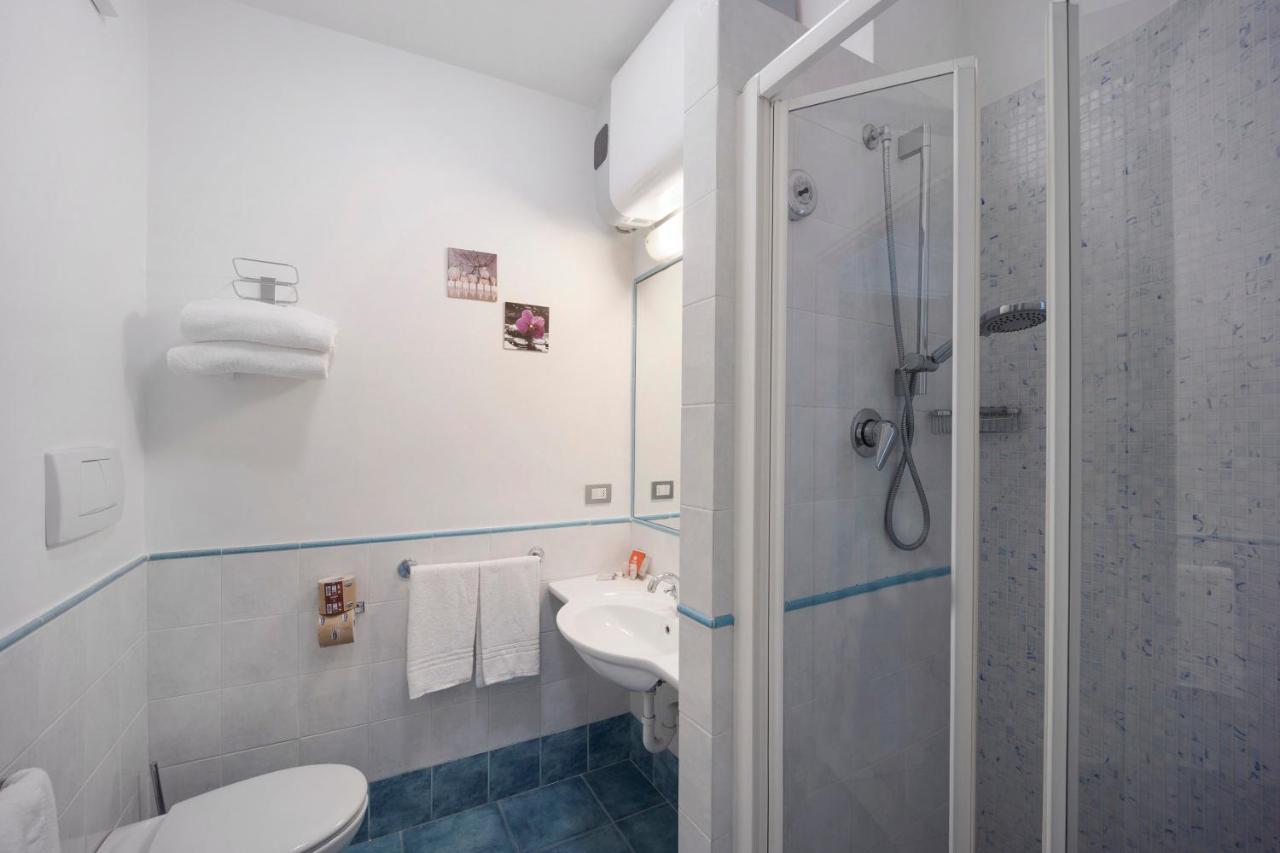 Modus Vivendi 406 Aparthotel Sanremo Exterior photo